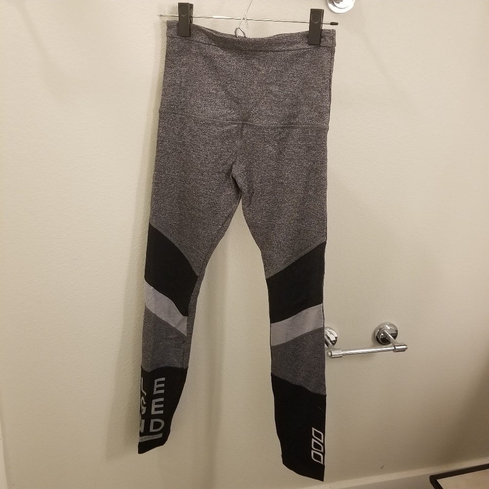 Lorna Jane Limited Edition Colorblock Leggings (S)